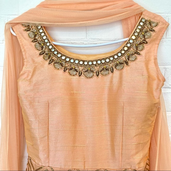 [New] Elegant Pastel Anarkali Indian Gown - Picture 3 of 6